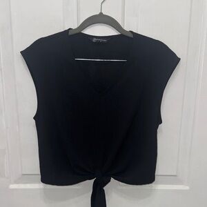Elegant Black V-Neck Tie-Front Crop Top